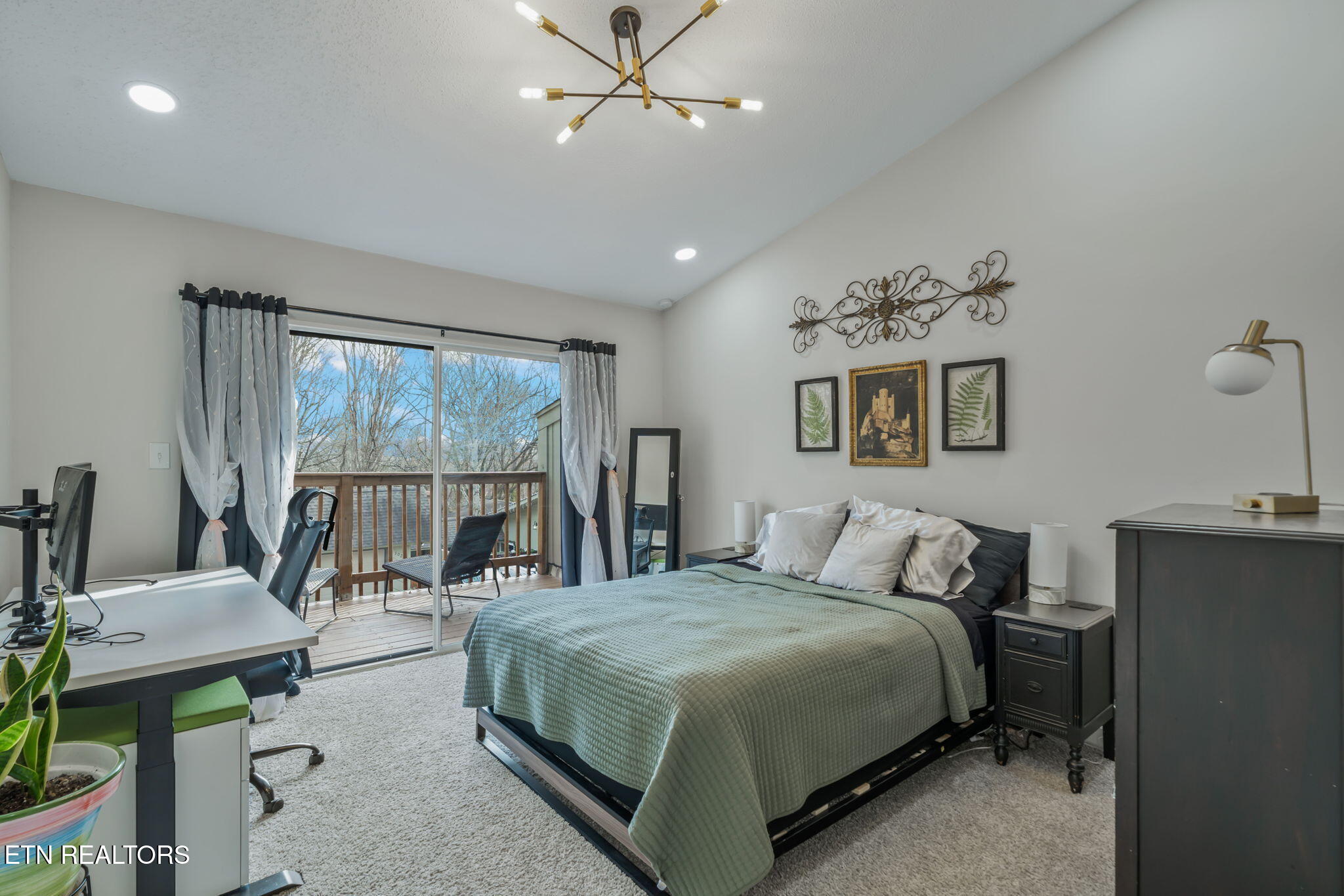 1900 Ridgecrest Drive, Unit 201 Knoxville, TN 37918 - Photo 25 of 30 28-web-or-mls-1900 Ridgecrest Drive #201