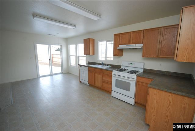 7631 Corso Street Reno, NV 89506 - Photo 4 of 13 Photo 4