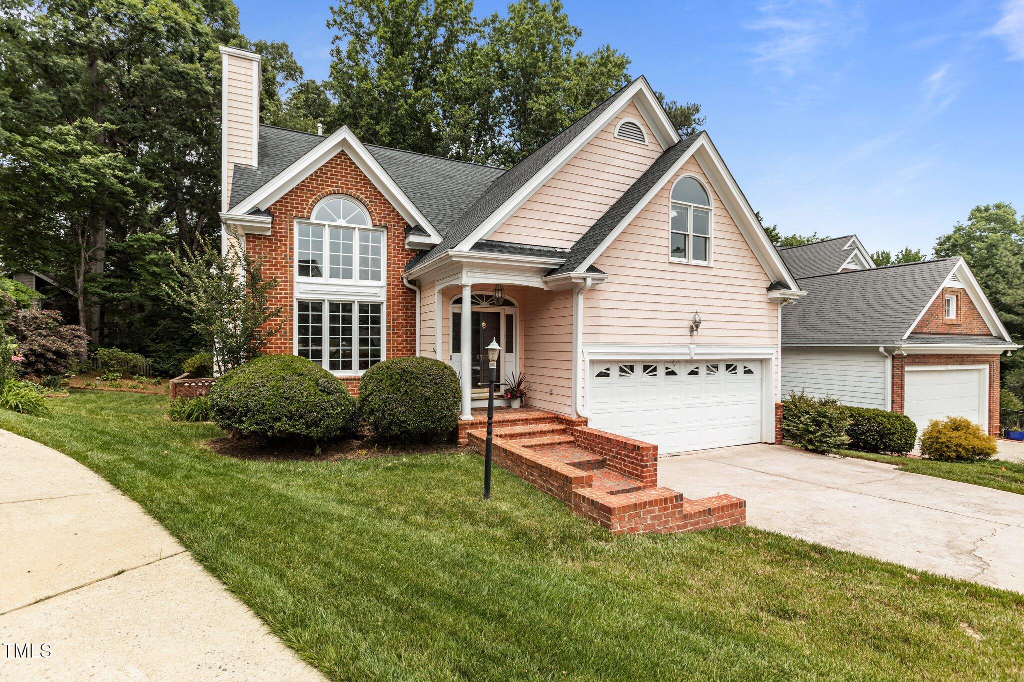 6728 Pointe Vista Circle Raleigh, NC 27615 - Photo 4 of 40 45-web-or-mls-2N6A2572