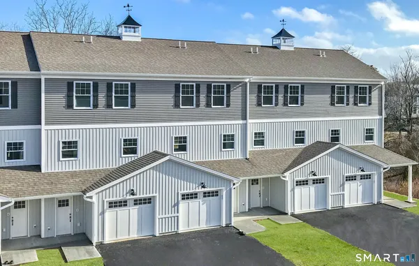 $3,200 | 10 Fort Hill Road, Unit 1B, Groton, CT 06340