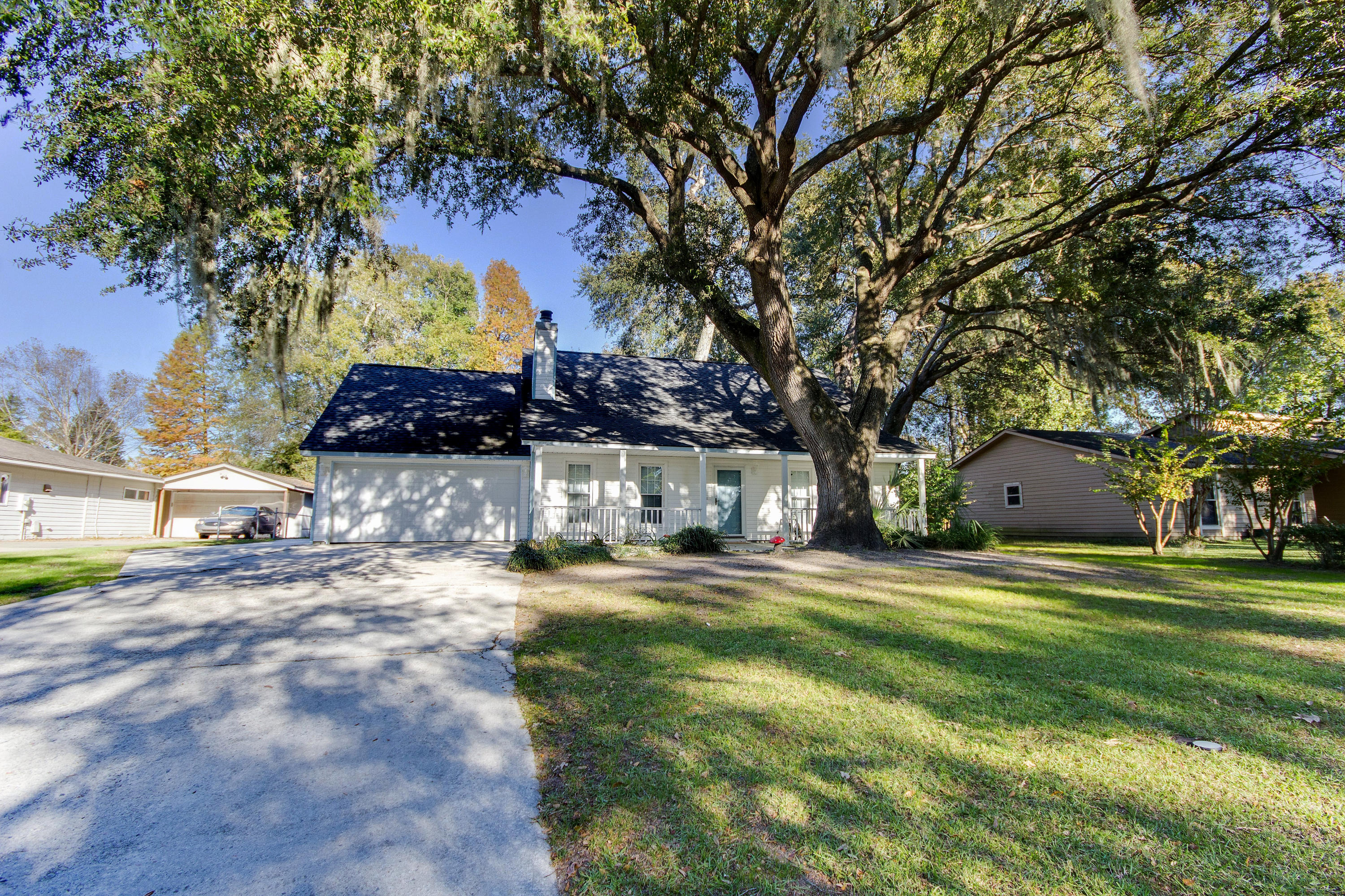 5884 Ryans Bluff Road North Charleston, SC 29418 - Photo 5 of 29 1