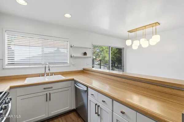 $579,000 | 15155 Marquette Street, Unit A, Moorpark, CA 93021