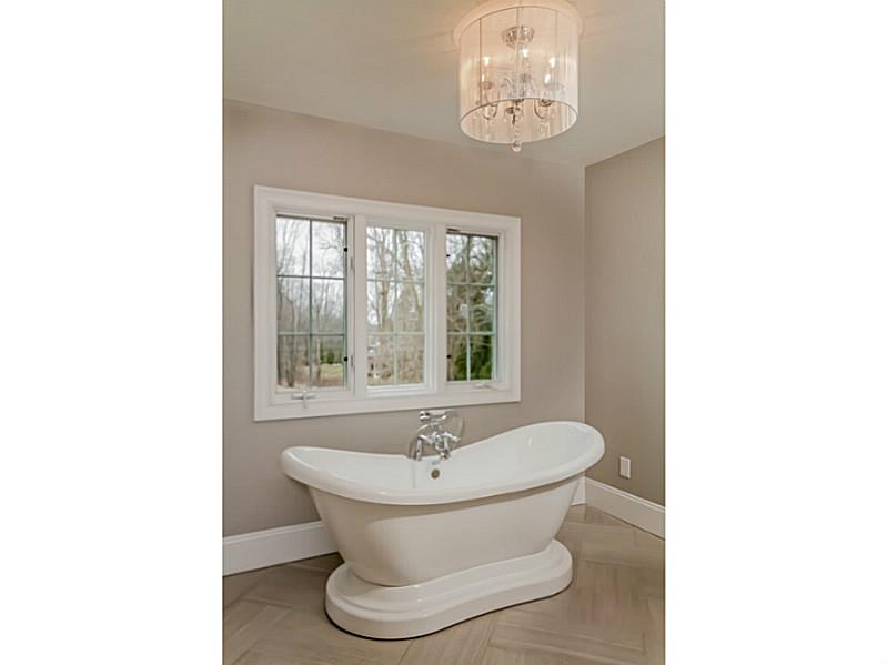 29 Water Valley Road Scituate, RI 02831 - Photo 18 of 25 Master Bath/Spa.