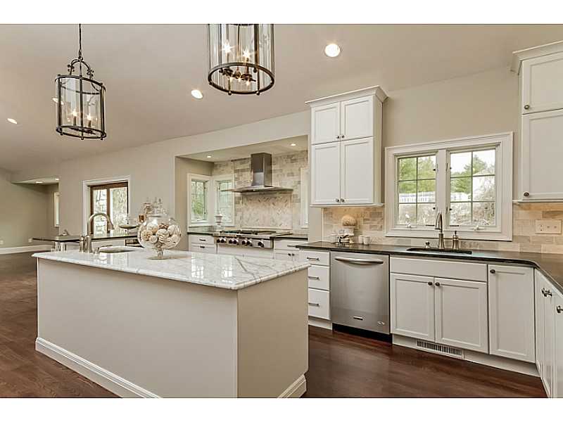 29 Water Valley Road Scituate, RI 02831 - Photo 10 of 25 Kitchen.