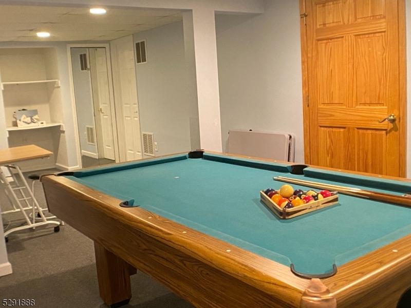 10 Darnay Road Morristown, NJ 07960 - Photo 23 of 26