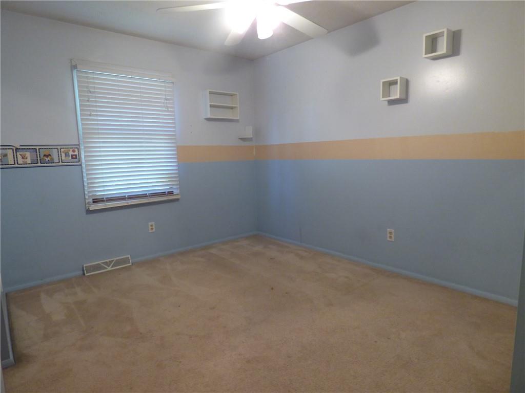 527 Ridge Avenue Springdale, PA 15144 - Photo 13 of 25 Gallery Image 13