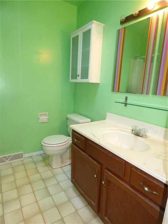 527 Ridge Avenue Springdale, PA 15144 - Photo 16 of 25 Gallery Image 16