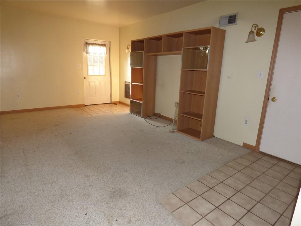 527 Ridge Avenue Springdale, PA 15144 - Photo 9 of 25 Gallery Image 9