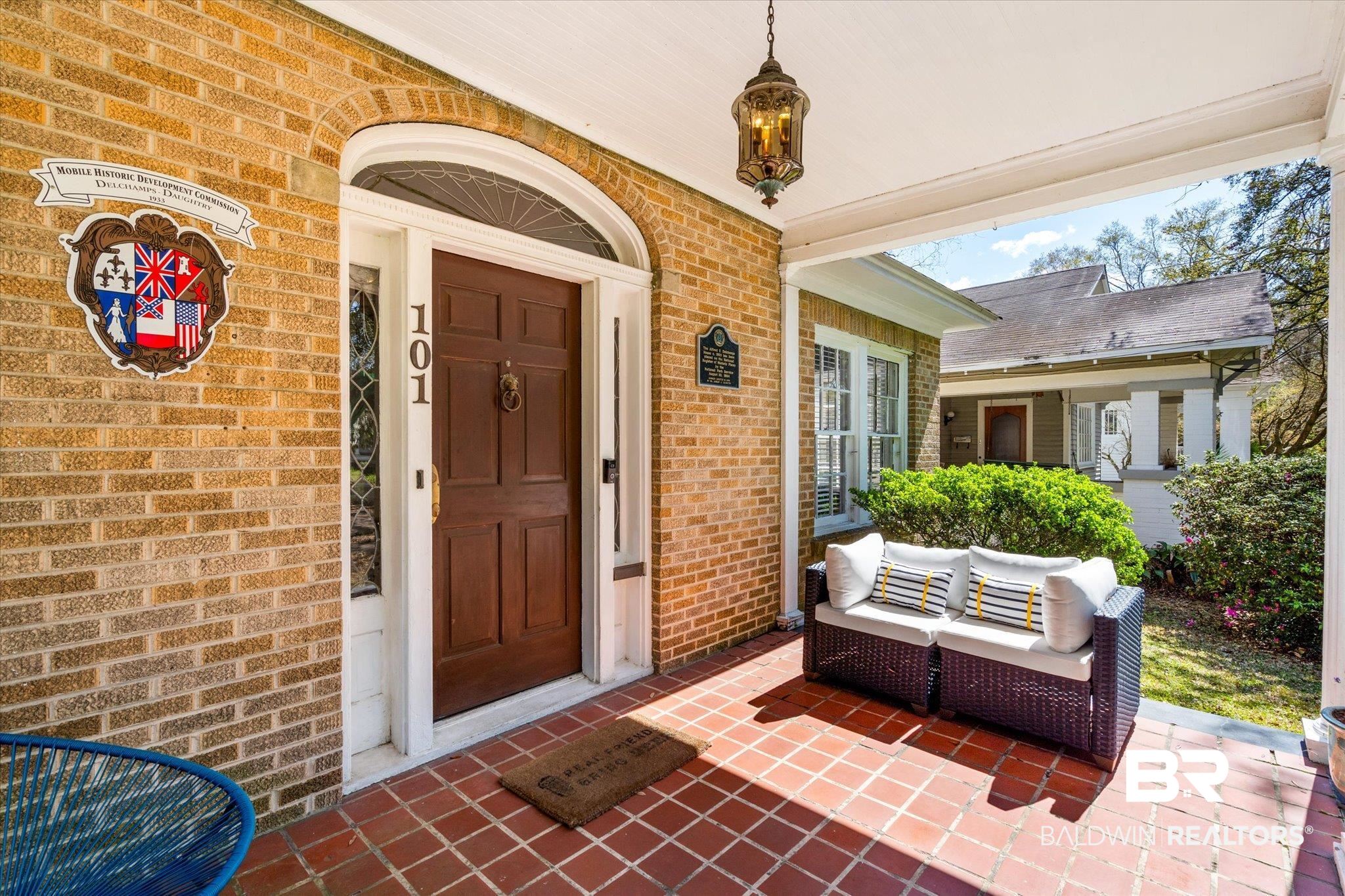 101 Houston Street Mobile, AL 36606 - Photo 4 of 27
