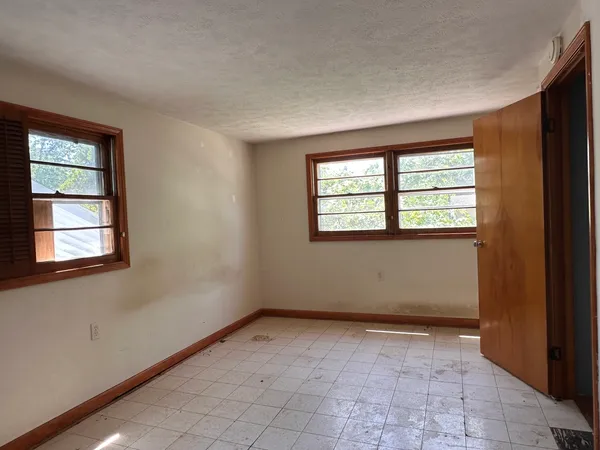 $15,000 | 604 North 7th Street, Herrin, IL 62948