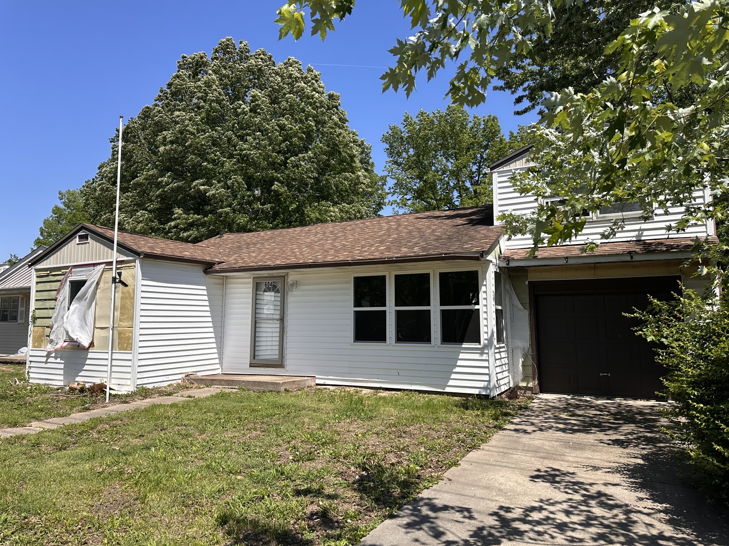604 North 7th Street Herrin, IL 62948 - Photo 2 of 18