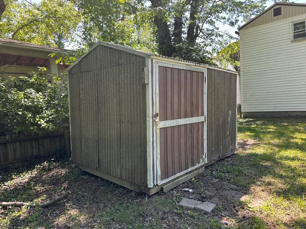 $15,000 | 604 North 7th Street, Herrin, IL 62948