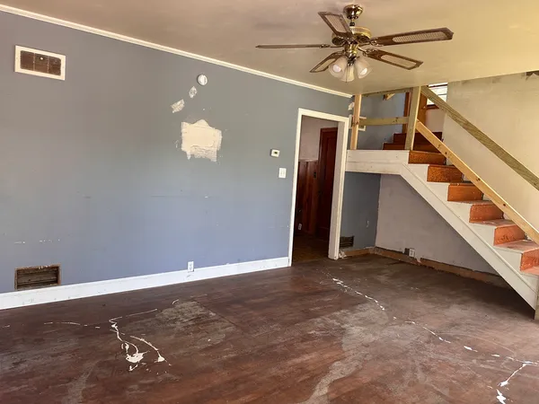 $15,000 | 604 North 7th Street, Herrin, IL 62948