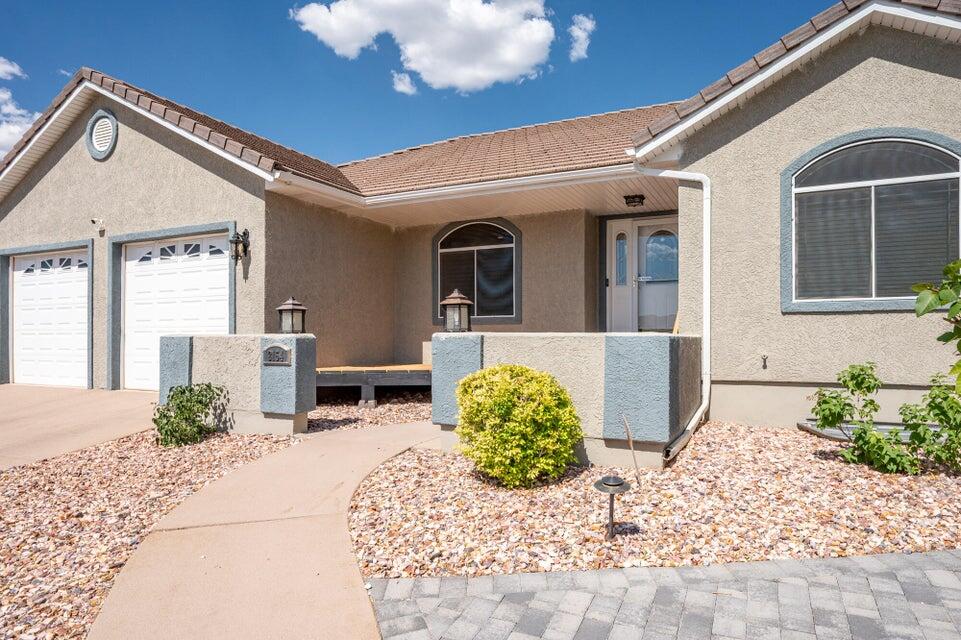 2154 Sumack Circle Cedar City, UT 84721 - Photo 4 of 67 20250709173249402383000000-o