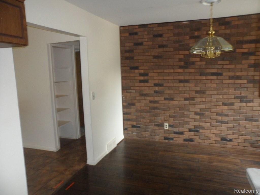 4550 Frazho Road Warren, MI 48091 - Photo 8 of 15 SAM_1319.JPG