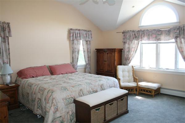 2 Samoset Road Peabody, MA 01960 - Photo 9 of 14 Gallery Image 9