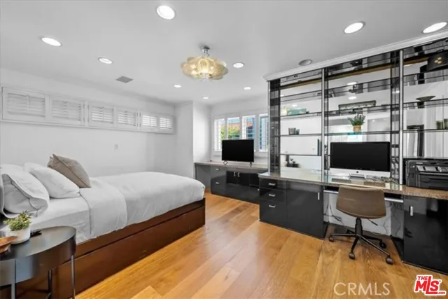 $24,950 | 712 Highland Avenue, Manhattan Beach, CA 90266