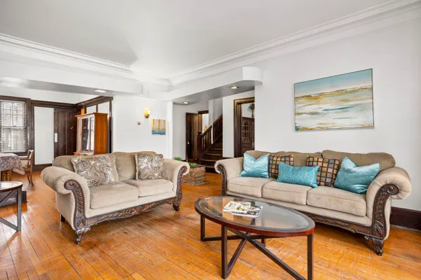 $250,000 | 561 East Grand Boulevard, Detroit, MI 48207