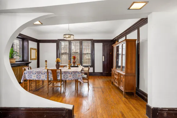 $250,000 | 561 East Grand Boulevard, Detroit, MI 48207