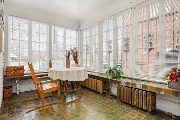 $250,000 | 561 East Grand Boulevard, Detroit, MI 48207