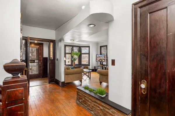 $250,000 | 561 East Grand Boulevard, Detroit, MI 48207