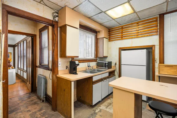 $250,000 | 561 East Grand Boulevard, Detroit, MI 48207