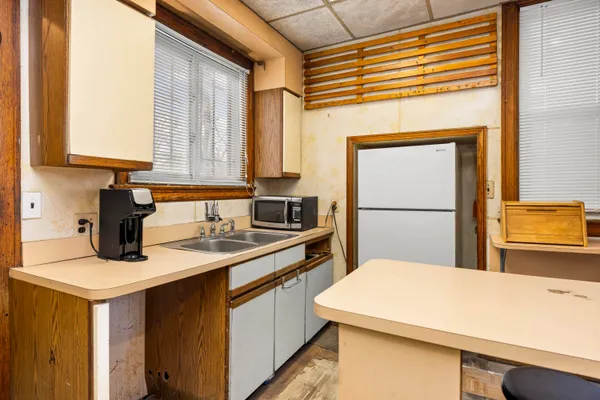 $250,000 | 561 East Grand Boulevard, Detroit, MI 48207