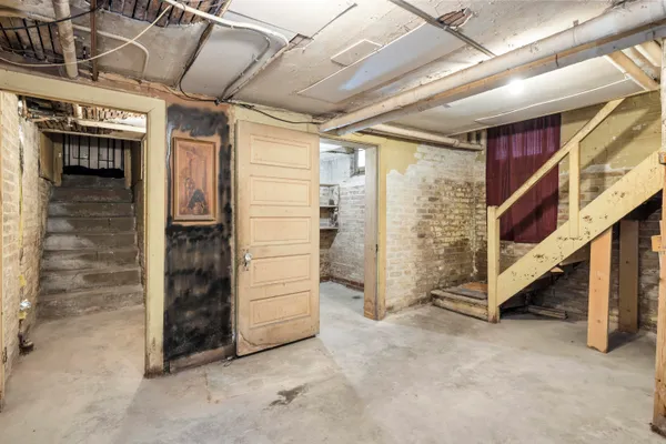 $250,000 | 561 East Grand Boulevard, Detroit, MI 48207