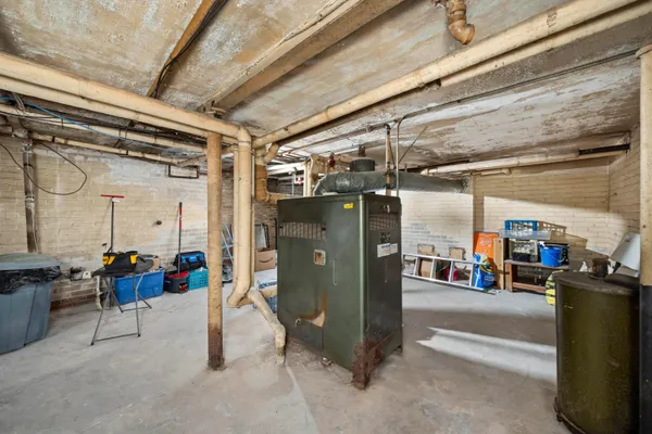 $250,000 | 561 East Grand Boulevard, Detroit, MI 48207