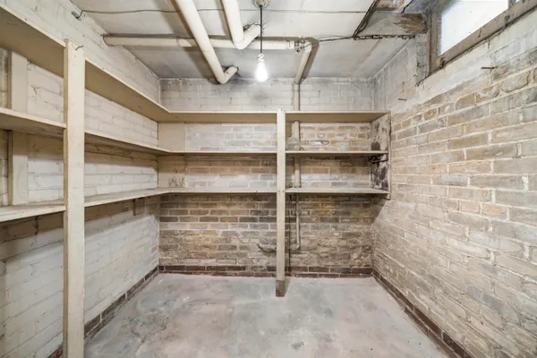 $250,000 | 561 East Grand Boulevard, Detroit, MI 48207