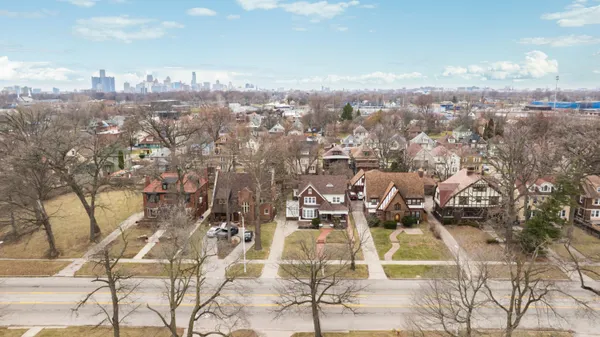 $250,000 | 561 East Grand Boulevard, Detroit, MI 48207