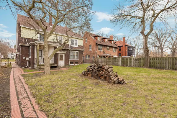 $250,000 | 561 East Grand Boulevard, Detroit, MI 48207