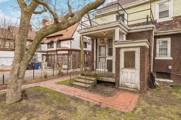 $250,000 | 561 East Grand Boulevard, Detroit, MI 48207