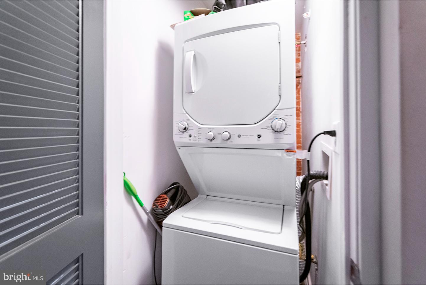 19 North 3rd Street, Unit 4 Philadelphia, PA 19106 - Photo 6 of 10 a utility room with dryer and washer