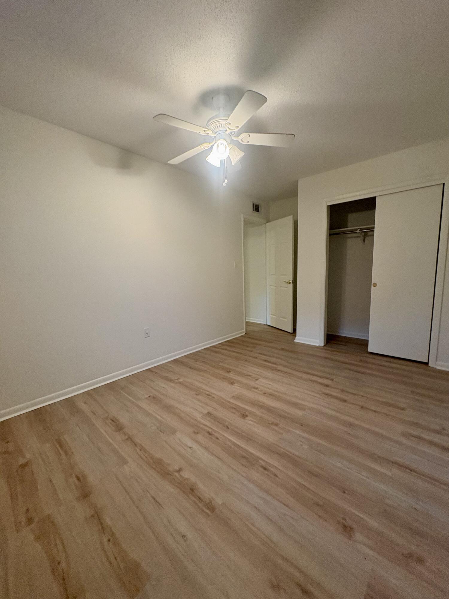 61 8th Street Shalimar, FL 32579 - Photo 16 of 38 bedroom1