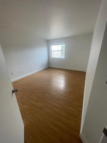 a view of empty room with window