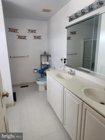 $450,000 | 4 Alden Court, New Castle, DE 19720