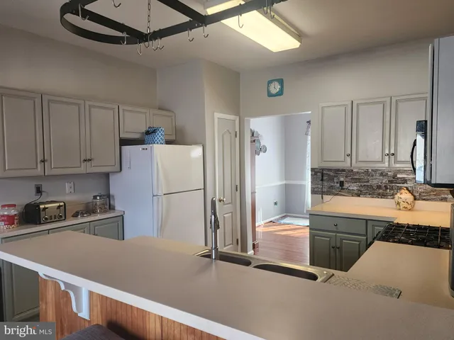 $450,000 | 4 Alden Court, New Castle, DE 19720