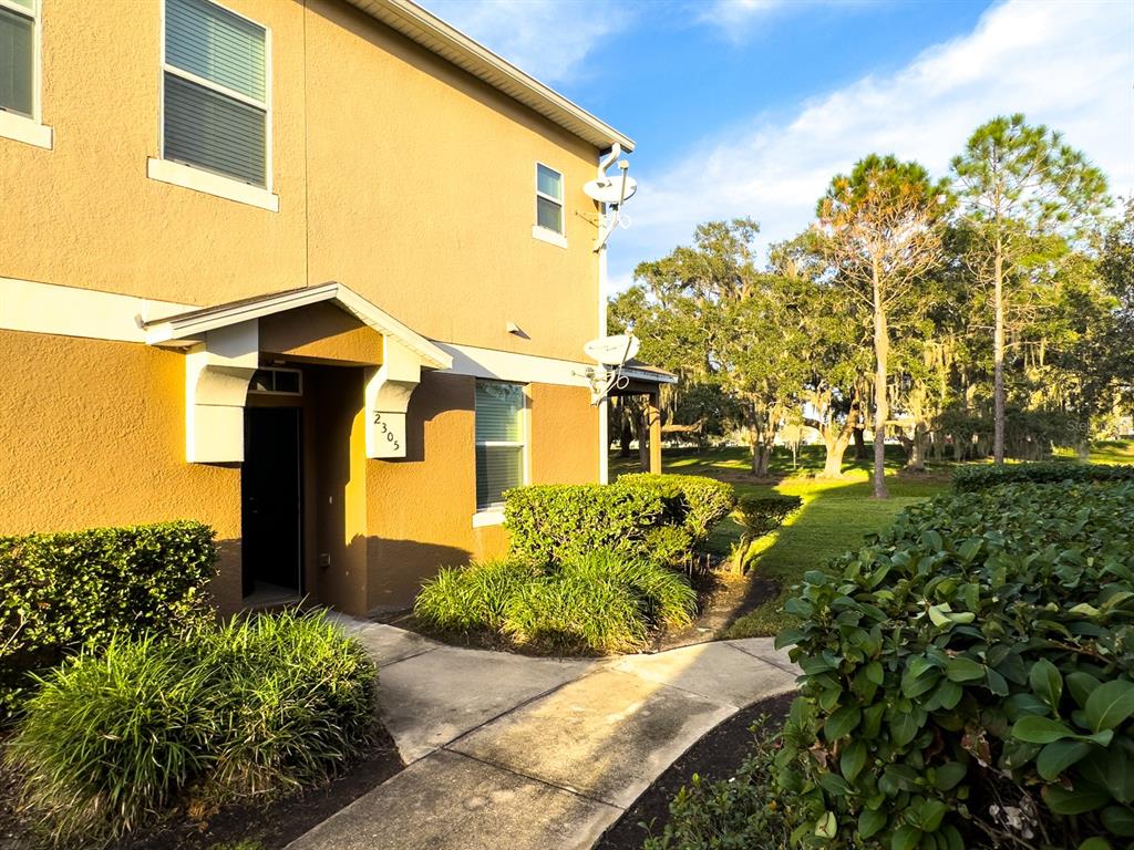 2305 Betsy Ross Ln Unit B  