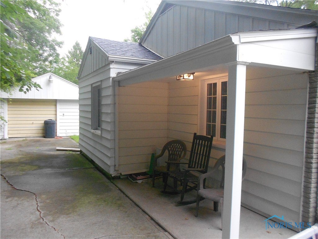 5318 Brandon Road Toledo, OH 43615 - Photo 5 of 36 Gallery Image 5