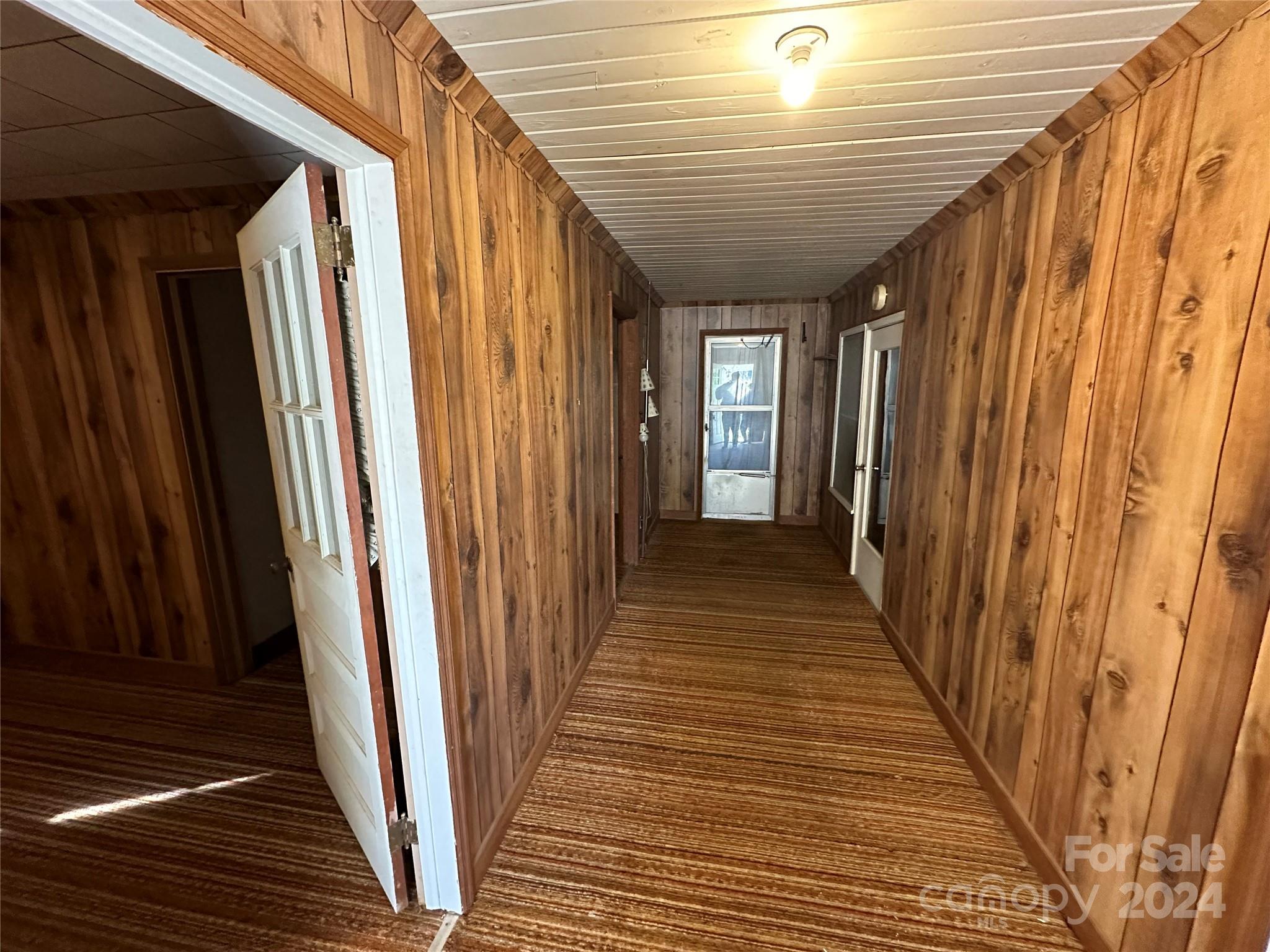 11298 Highway 265 Jefferson, SC 29718 - Photo 17 of 22 a view of a entryway