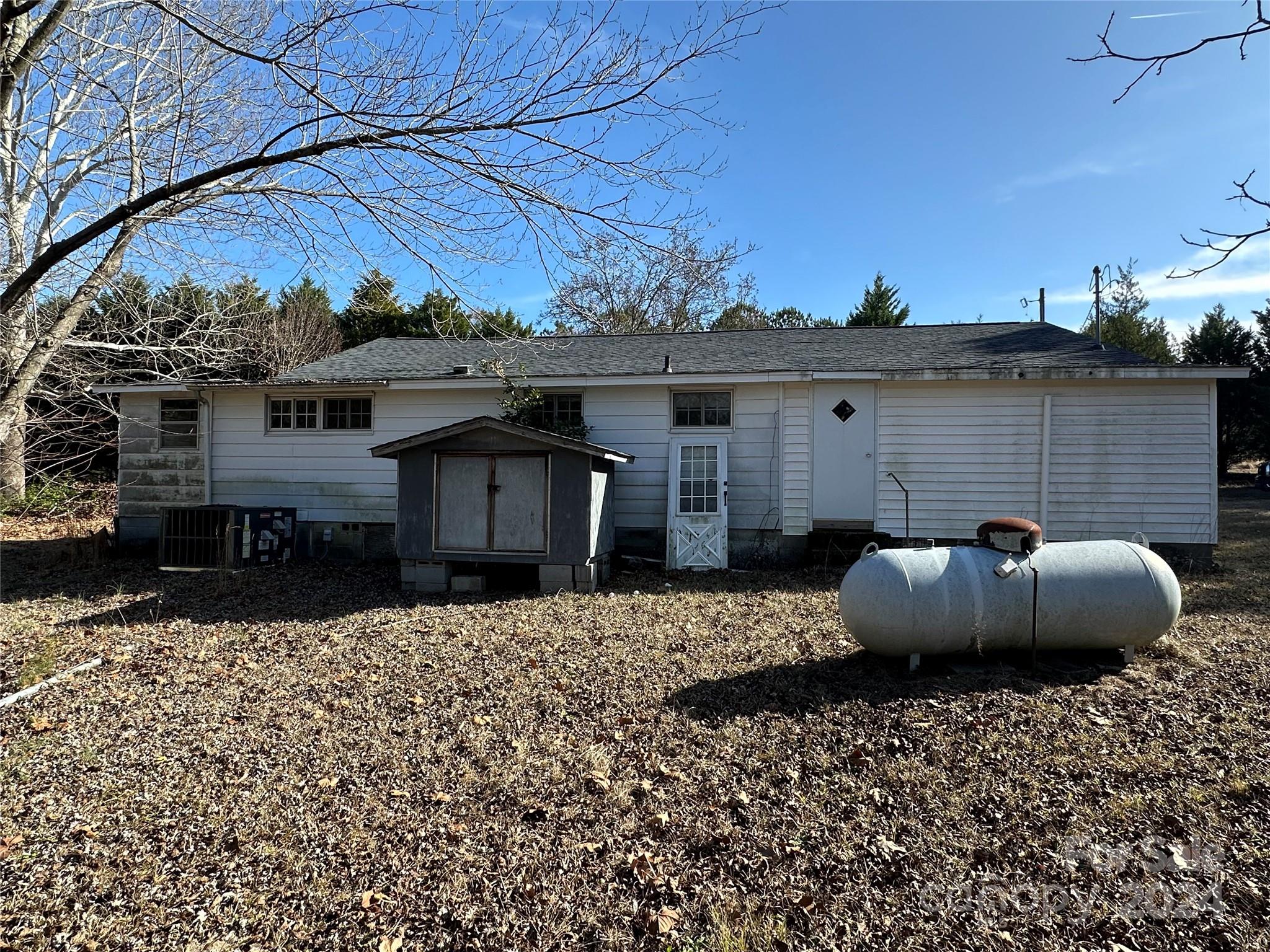 11298 Highway 265 Jefferson, SC 29718 - Photo 4 of 22 a house view with a outdoor space