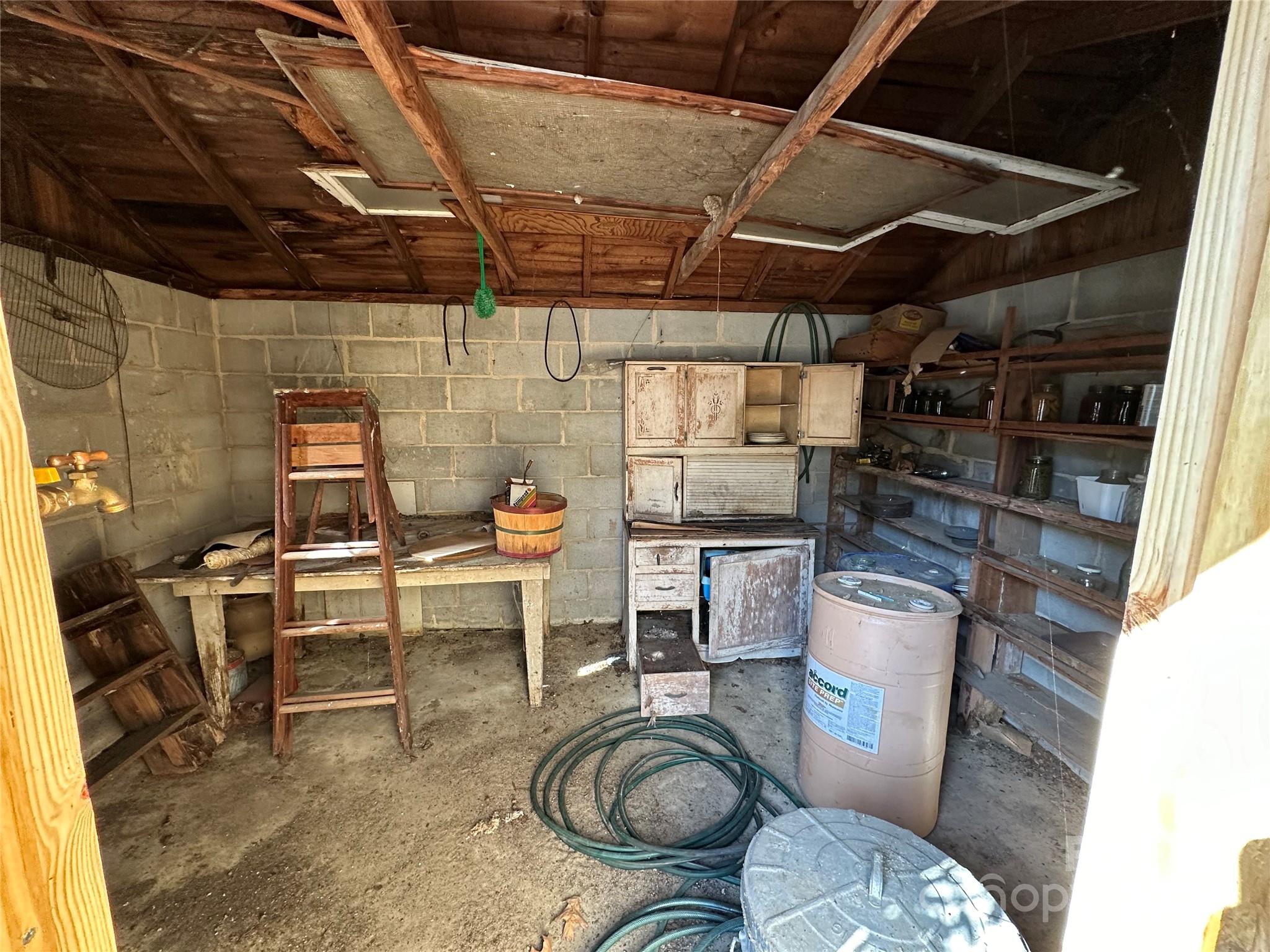 11298 Highway 265 Jefferson, SC 29718 - Photo 7 of 22 a room with chairs