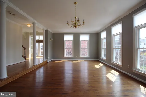 $3,800 | 6423 Little Potters Lane, Alexandria, VA 22310