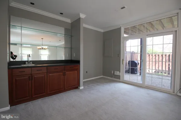 $3,800 | 6423 Little Potters Lane, Alexandria, VA 22310