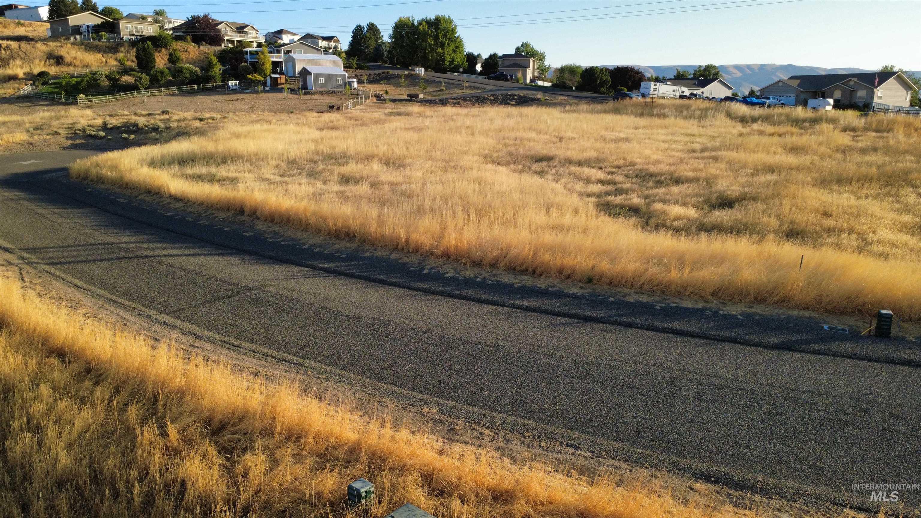 2606 Dove Road Clarkston, WA 99403 - Photo 7 of 9 View of asphalt street with a residential view