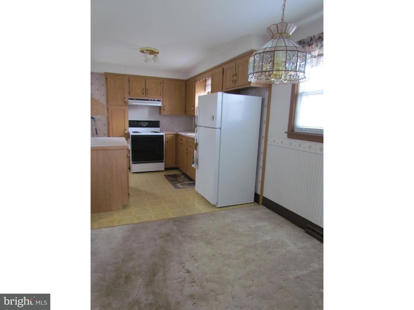 11 Wingert Road Wyomissing, PA 19610 - Photo 11 of 23 Kitchen