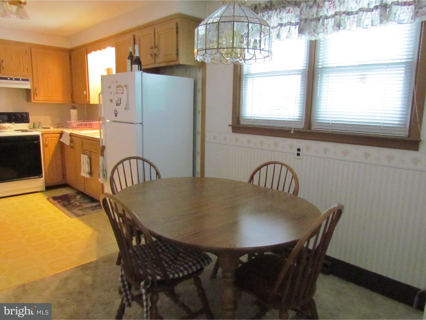 11 Wingert Road Wyomissing, PA 19610 - Photo 9 of 23 Dining Room