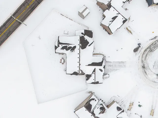 $430,000 | 3825 Gregory Court, Warsaw, IN 46582