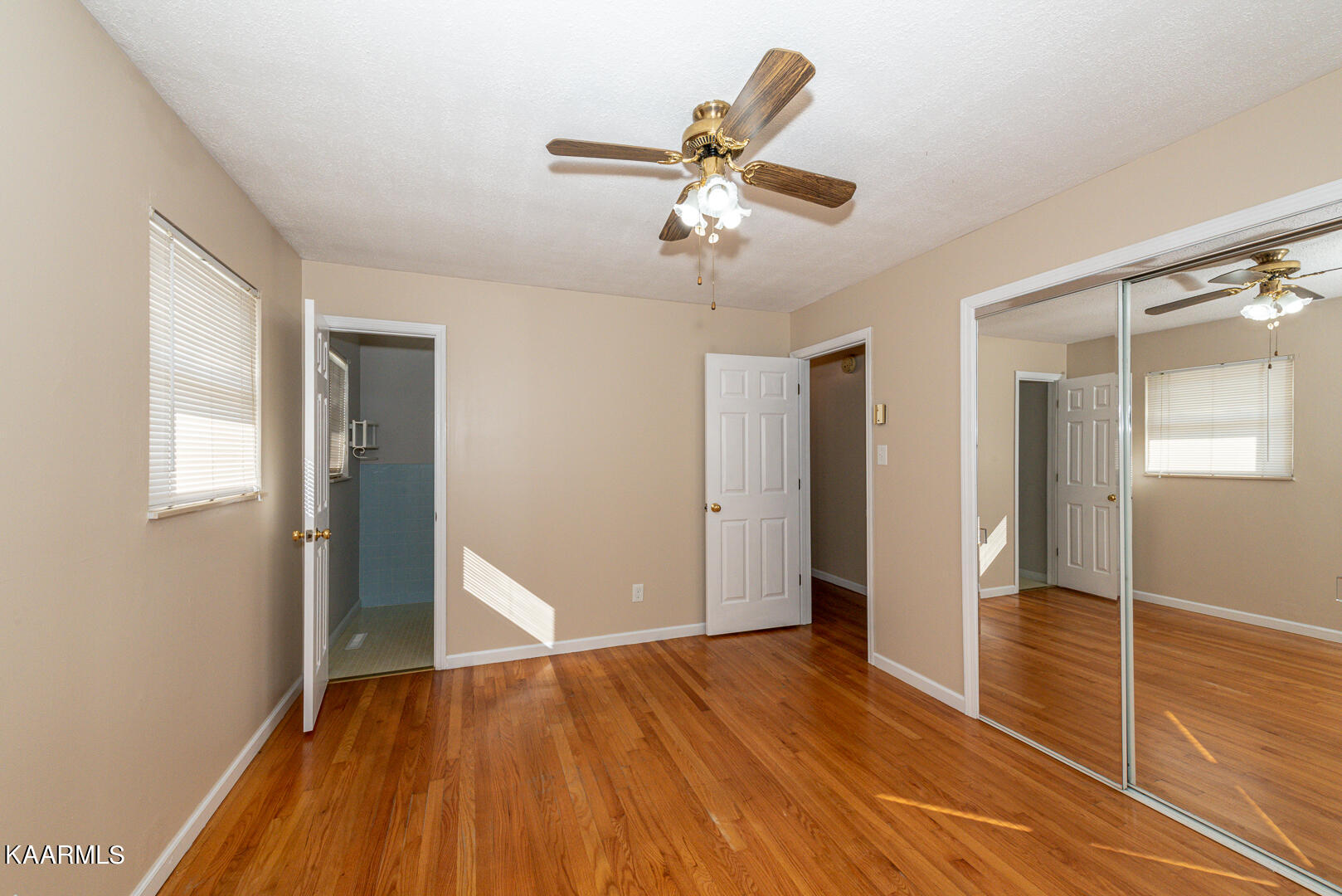 4407 Wells Road Knoxville, TN 37920 - Photo 13 of 31 DSC_1859